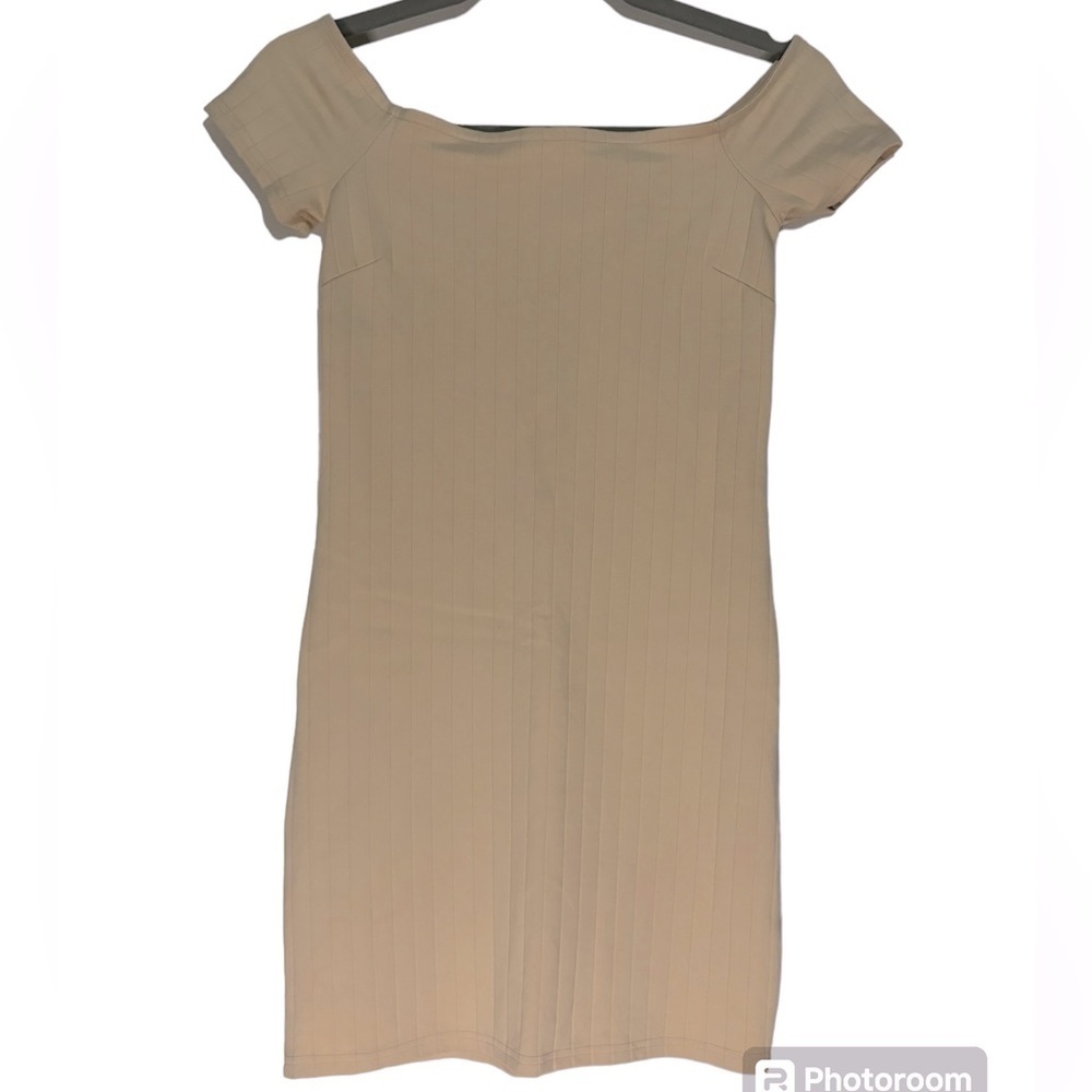 Forever 21 Off The Shoulder Ribbed Mini Dress, Square Cut Neckline in Oat, Small